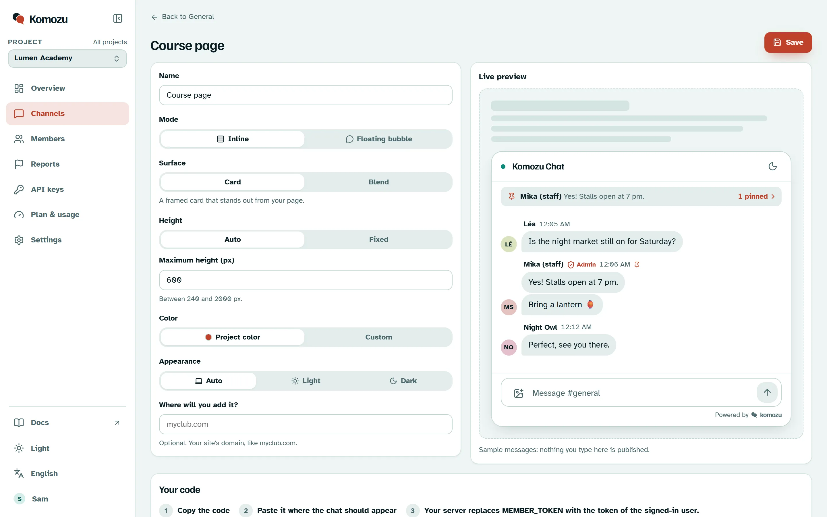 Komozu dashboard integration editor with a chat preview